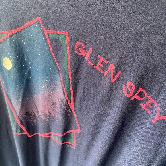 VTG Graphic T-Shirt - Picture 2 of 3